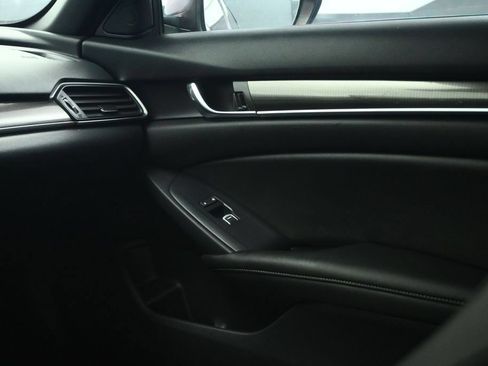 Used 2020 Honda Accord Sport image 45