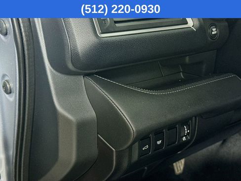 Used 2023 Subaru Ascent Limited w/ Popular Package #2A image 11