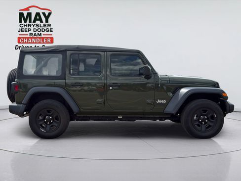 Used 2021 Jeep Wrangler Unlimited Sport AWD/4WD image 8