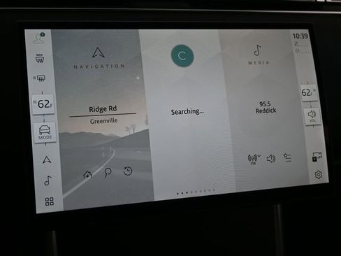 New 2025 Land Rover Range Rover SV image 15