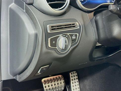Used 2023 Mercedes-Benz C 300 4MATIC Cabriolet image 7