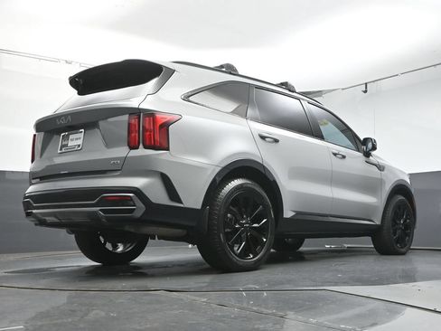 Used 2023 Kia Sorento SX AWD/4WD image 38