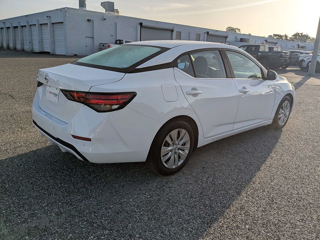 Used 2023 Nissan Sentra S FWD image 4