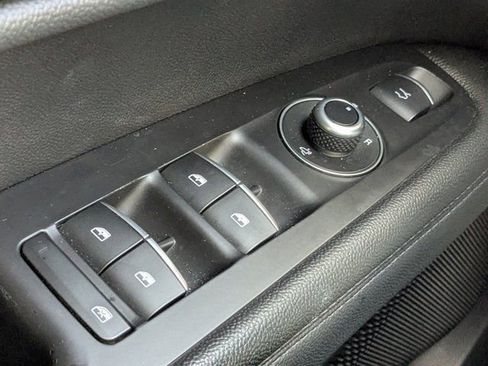 Used 2022 Alfa Romeo Stelvio Ti image 25