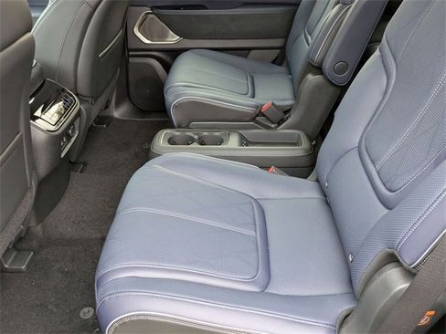 New 2026 INFINITI QX80 4WD image 28