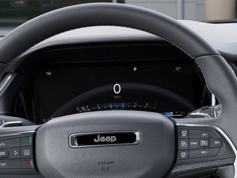 New 2025 Jeep Grand Cherokee Altitude image 43