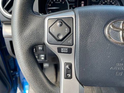 Used 2018 Toyota Tundra SR5 w/ SR5 Upgrade Package AWD/4WD image 18