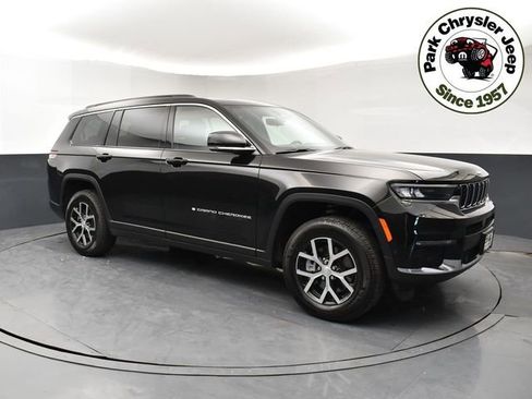 Used 2025 Jeep Grand Cherokee L Limited w/ Luxury Tech Group II AWD/4WD image 1