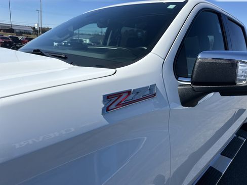 Used 2019 Chevrolet Silverado 1500 LTZ w/ LTZ Premium Package image 4