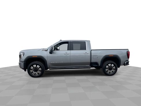 Used 2025 GMC Sierra 2500 Denali w/ Denali Reserve Package image 5