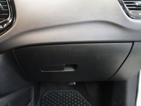 Used 2020 Jeep Compass Limited AWD/4WD image 37