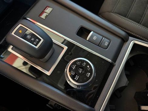 New 2026 Nissan Rogue SL AWD/4WD image 25