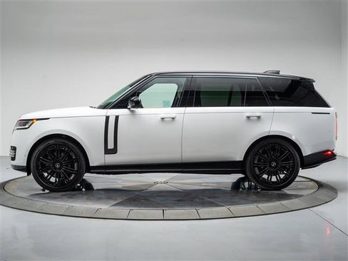 Used 2024 Land Rover Range Rover Long Wheelbase Autobiography AWD/4WD image 2
