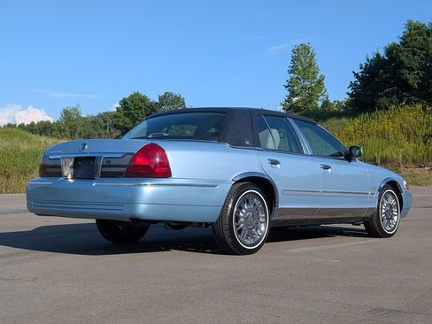 Used 2011 Mercury Grand Marquis LS image 28