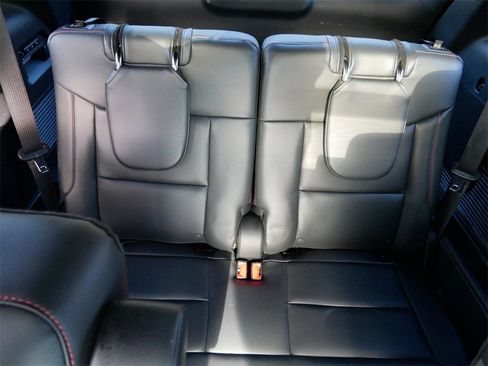 Certified 2025 Ford Explorer ST image 10