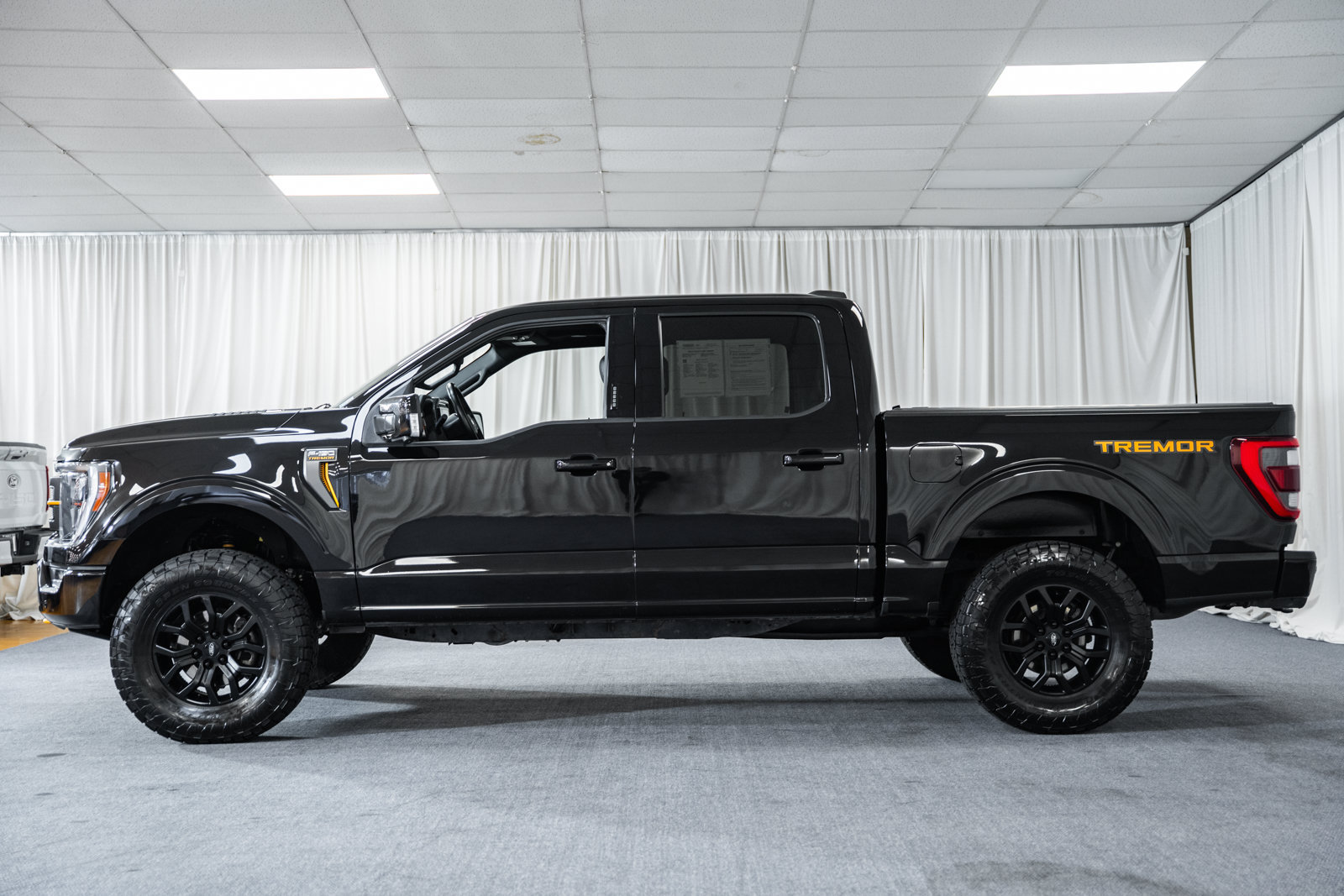 Used 2023 Ford F150 Tremor w/ Equipment Group 402A High AWD/4WD image 5