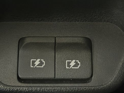 Used 2022 Nissan Leaf SL Plus FWD image 34