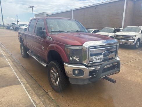 Used 2014 Ford F250 Lariat w/ Lariat Ultimate Package image 6