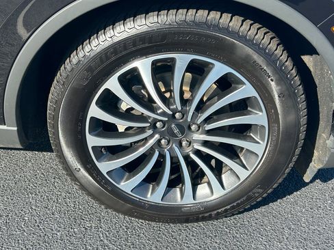 Used 2023 Lincoln Aviator Reserve w/ Elements Package Plus image 35