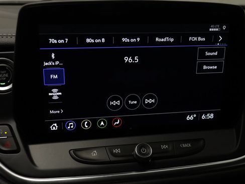 Used 2024 Chevrolet Blazer LT w/ Sound & Technology Package AWD/4WD image 10