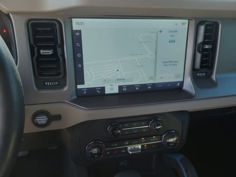 Used 2023 Ford Bronco Wildtrak AWD/4WD image 19