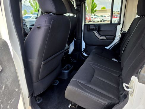 Used 2014 Jeep Wrangler Unlimited Sport AWD/4WD image 18