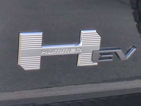 Used 2024 GMC Hummer EV 3X image 9
