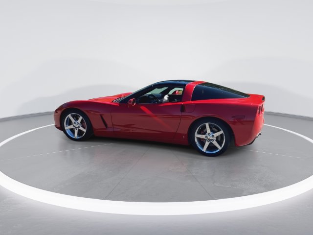 Used 2007 Chevrolet Corvette Coupe w/ Preferred Equipment Group RWD image 8