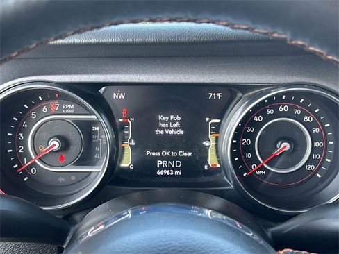 Certified 2021 Jeep Gladiator Mojave image 30