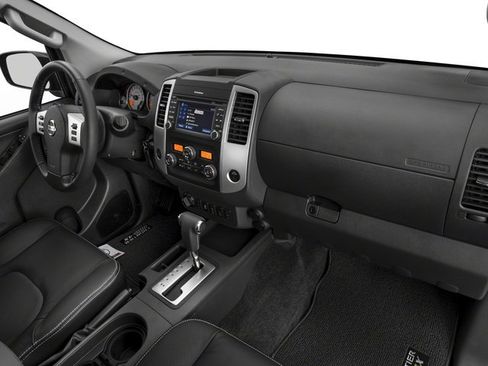 Used 2018 Nissan Frontier PRO-4X AWD/4WD image 19