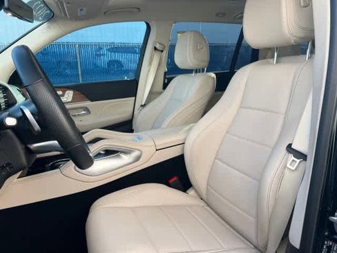 Certified 2022 Mercedes-Benz GLS 450 4MATIC image 9