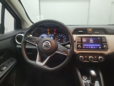 Used 2020 Nissan Versa SV FWD image 22