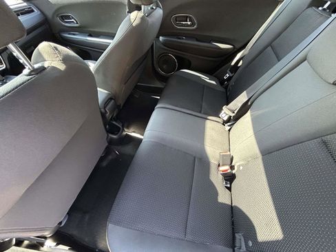 Used 2022 Honda HR-V EX image 12