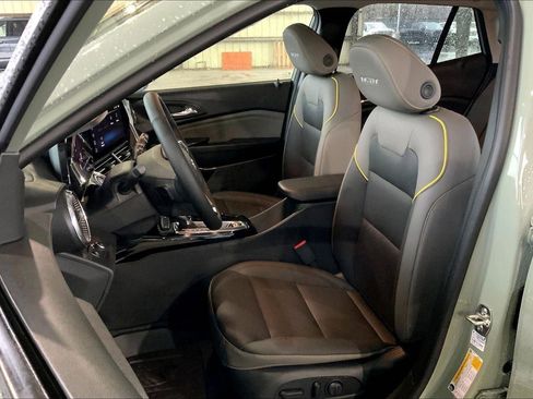 New 2026 Chevrolet Trax ACTIV w/ Driver Confidence Package image 9