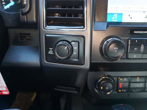 Used 2019 Ford F150 XLT w/ Equipment Group 302A Luxury image 21