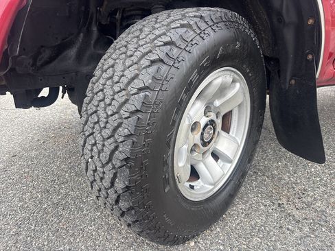 Used 1998 Toyota Tacoma 4x4 Xtracab V6 image 43