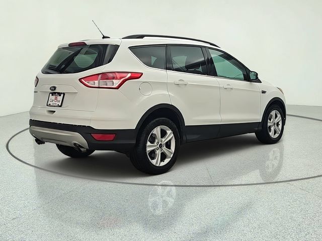 Used 2016 Ford Escape SE w/ Equipment Group 201A FWD image 6