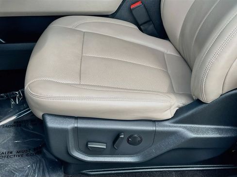 Used 2023 Ford Expedition Max XLT RWD image 19