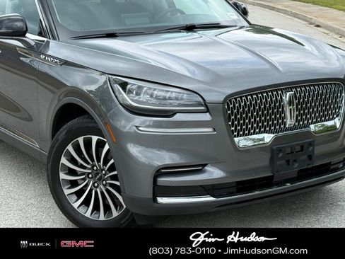Used 2023 Lincoln Aviator AWD w/ Premium Package image 7