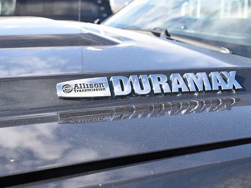 Used 2017 GMC Sierra 2500 Denali w/ Duramax Plus Package image 11