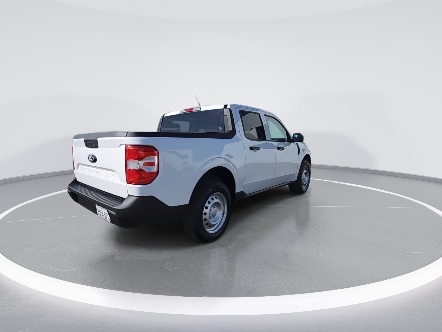 Used 2025 Ford Maverick XL FWD image 8