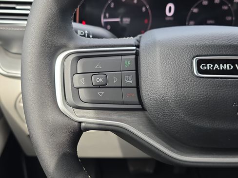New 2026 Jeep Grand Wagoneer L Limited AWD/4WD image 13