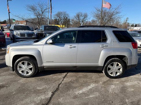 Used 2011 GMC Terrain SLE image 2