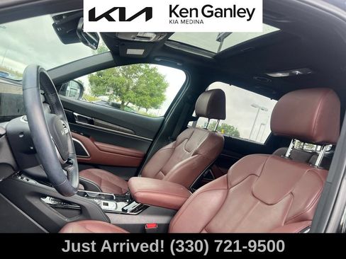 Certified 2023 Kia Telluride EX w/ EX Captain's Chair Package AWD/4WD image 10