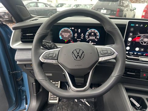 New 2026 Volkswagen Tiguan SE R-Line AWD/4WD image 15
