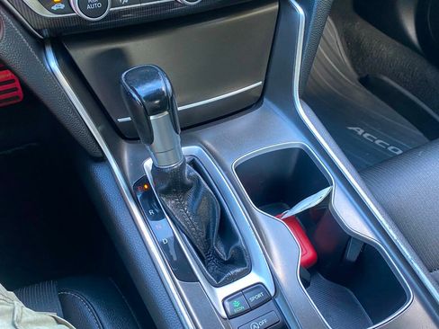 Used 2021 Honda Accord Sport image 32
