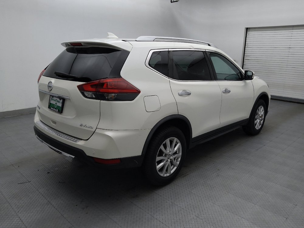 Used 2020 Nissan Rogue SV AWD/4WD image 9