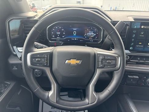 Used 2025 Chevrolet Silverado 2500 LTZ w/ LTZ Premium Package image 12