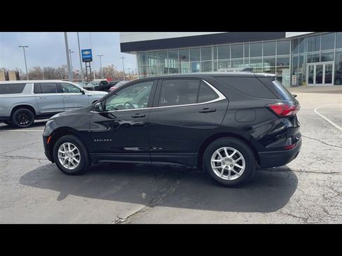 Certified 2024 Chevrolet Equinox LT w/ LPO, Floor Liner Package FWD image 6