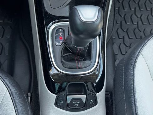 Used 2019 Jeep Compass Limited AWD/4WD image 37